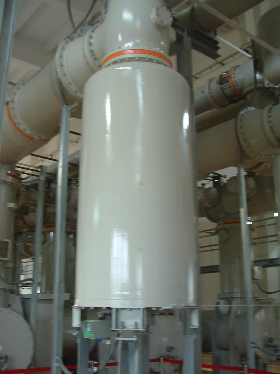 GIS用罐式金属氧化物避雷器 